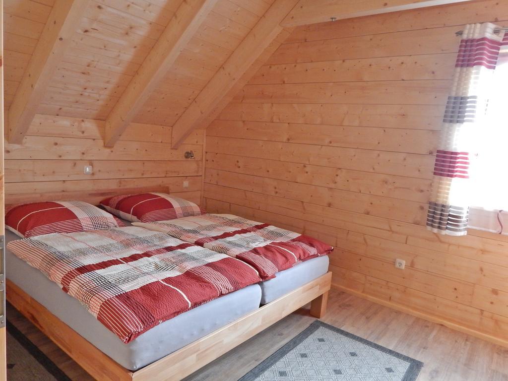 Holzblockhaus Stark Kelheim Buitenkant foto
